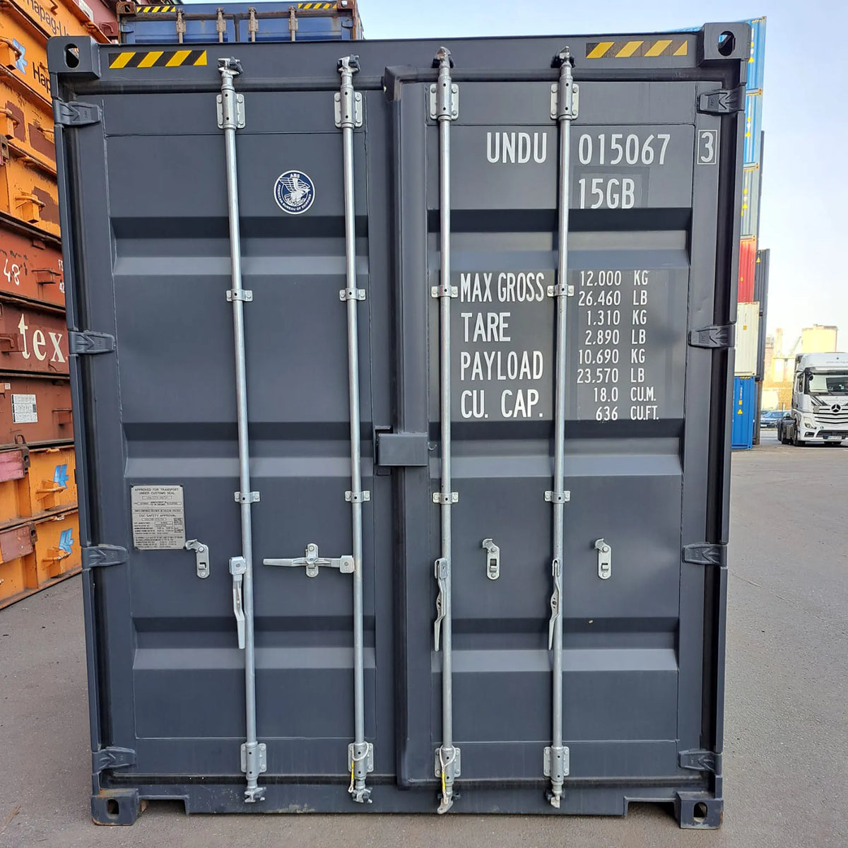 10 Fuß High Cube Seecontainer – Kompakt mit extra Höhe